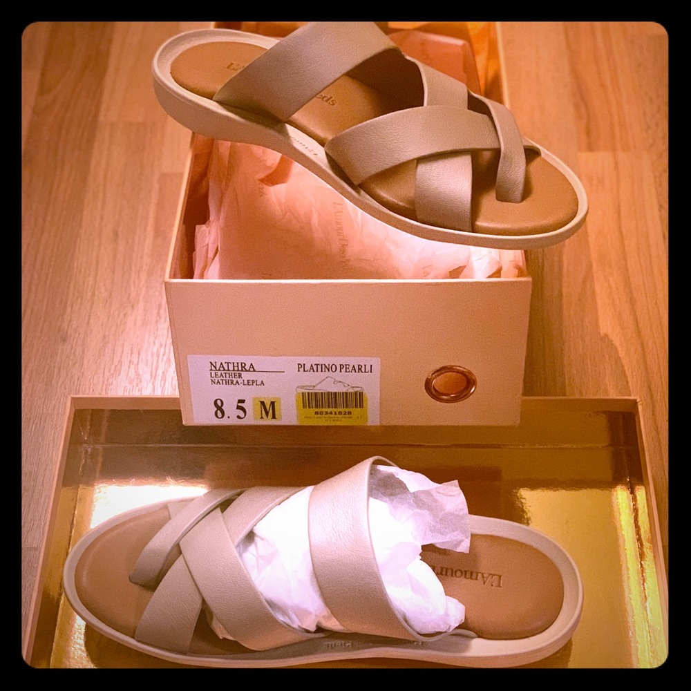 NIB L’Amour Des Pieds 8.5 M Platino Pearli